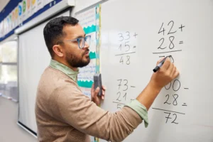 Novas Tecnologias no Ensino de Matemática: Desafios e Possibilidades para o Futuro