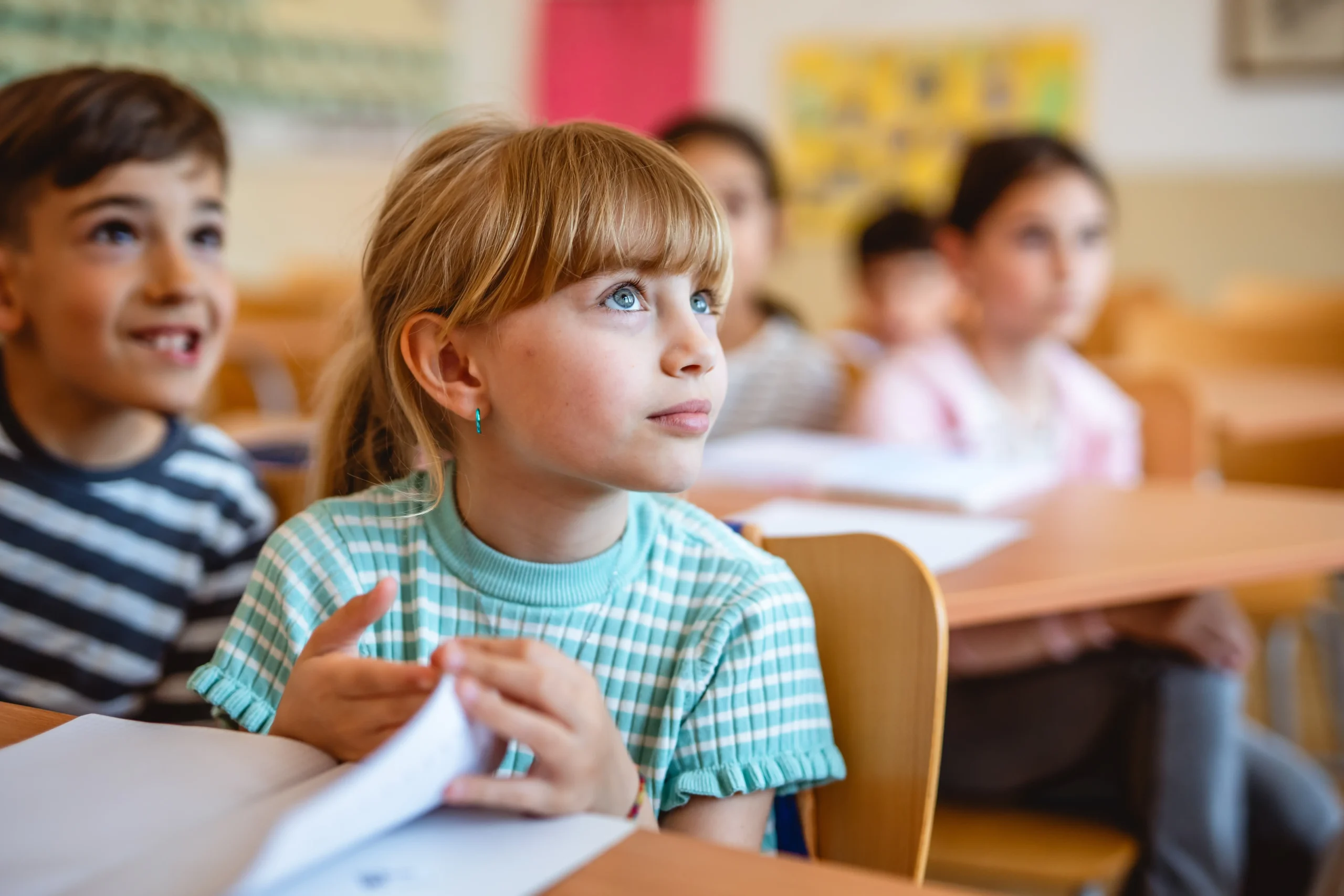 Letramento Digital na Educação Infantil e Anos Iniciais Promovendo o Uso Consciente da Tecnologia
