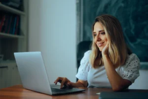 Gestão escolar 4.0: Ferramentas digitais que otimizam o trabalho da secretaria 